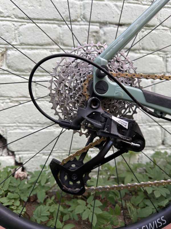 б/у Canyon Grizl Al 6 (2024), р. М, Sram Apex 1*12