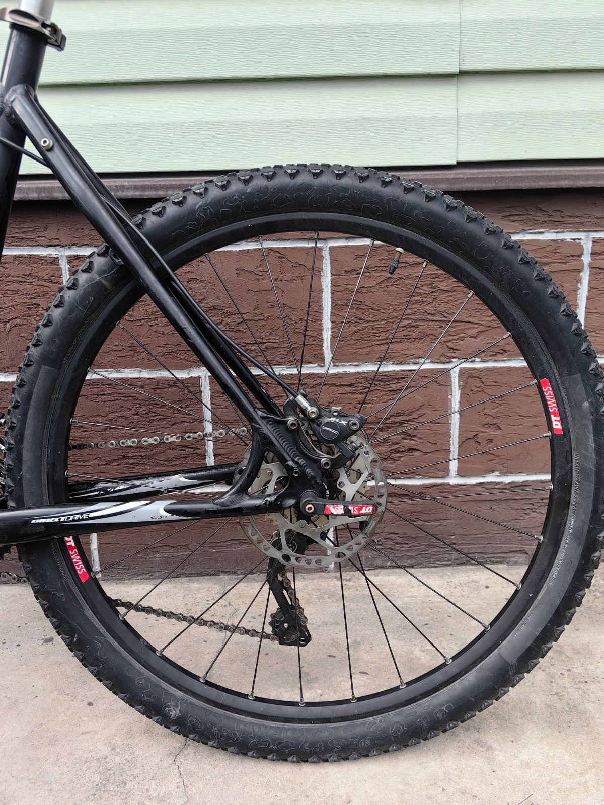 Specialized Rockhopper вкруг Slx, DT Swiss, RockShox