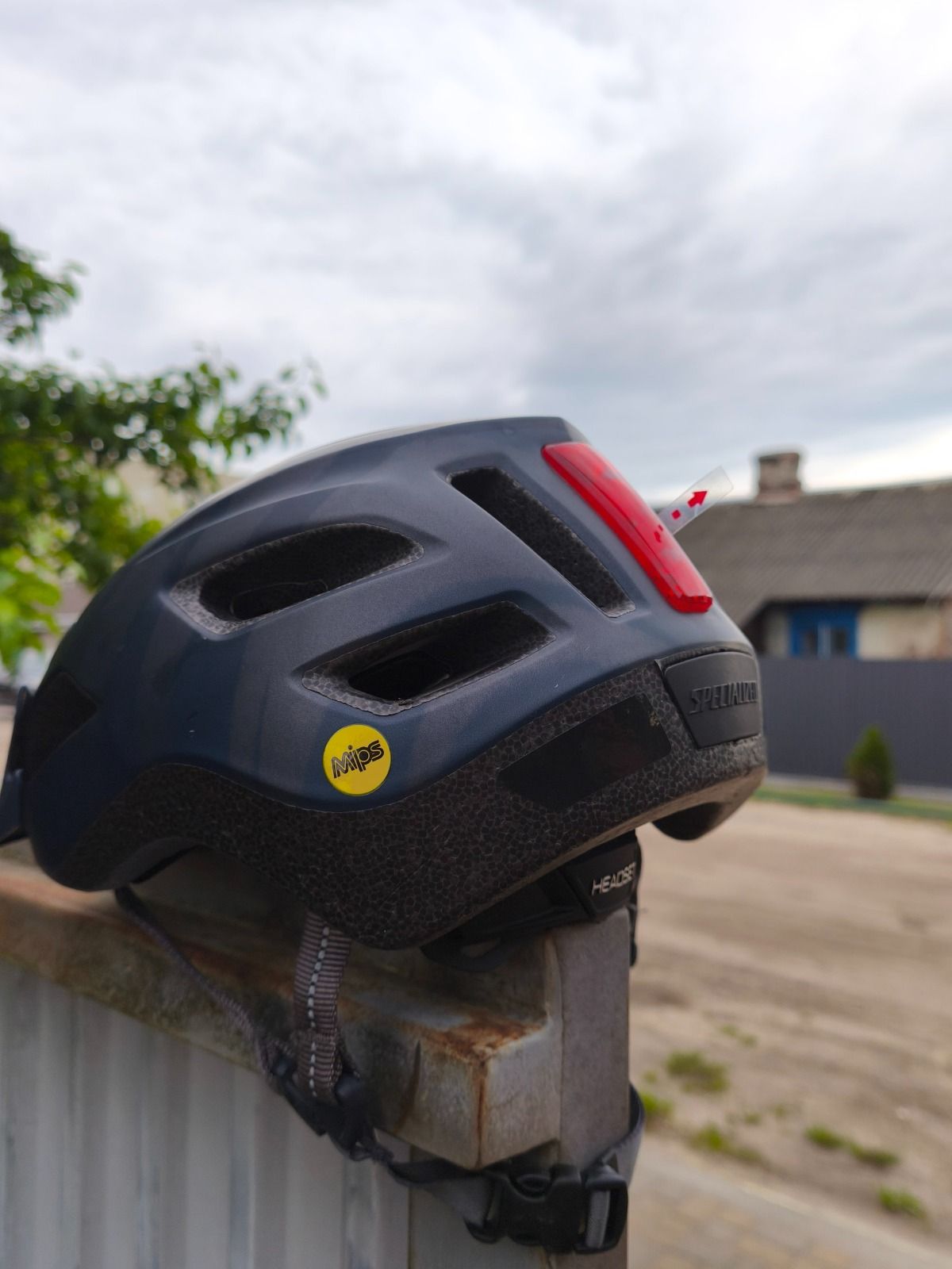 Шлем Specialized MIPS 52-57cm