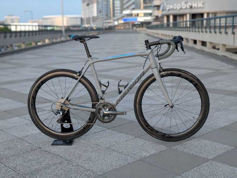 Merida Scultura 300 на карбоновых колёсах Elitewheels с профилем 50мм