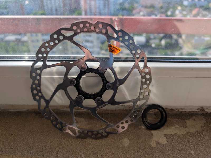 Тормозной ротор Shimano SM-RT54 Centerlock