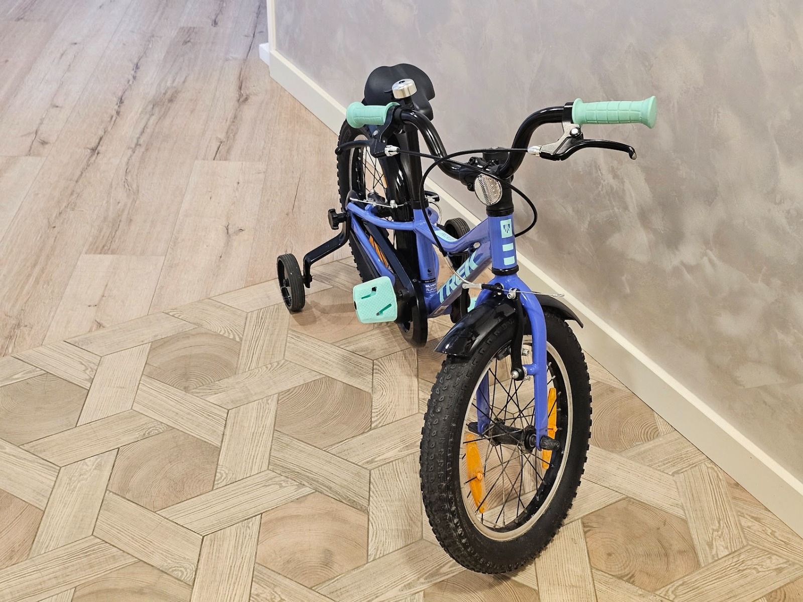 Детский велосипед TREK PRECALIBER 16 (состояние нового)