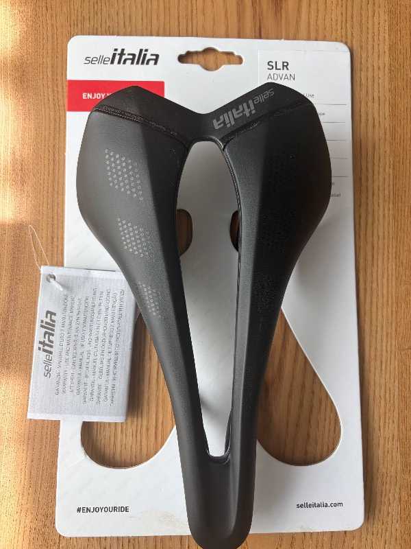 Cедло шоссейное Selle Italia Advan SLR (145)