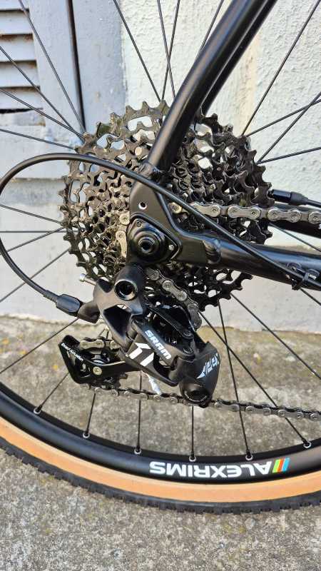 Велосипед SERIOUS GRAVIX PRO, рама 60см, 27.5 колёса.