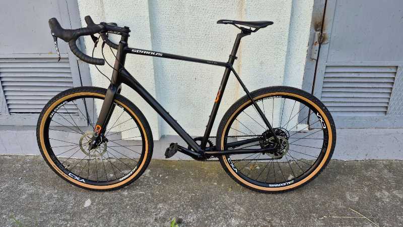 Велосипед SERIOUS GRAVIX PRO, рама 60см, 27.5 колёса.