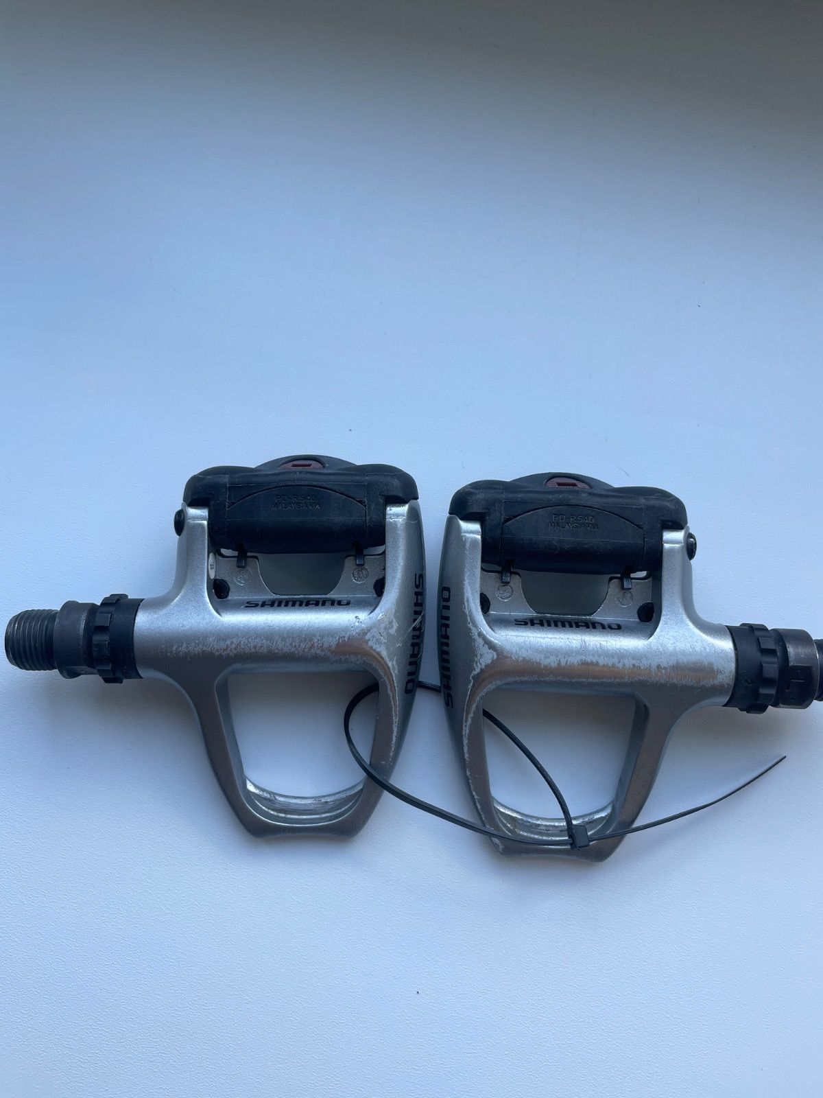 Педали shimano R540