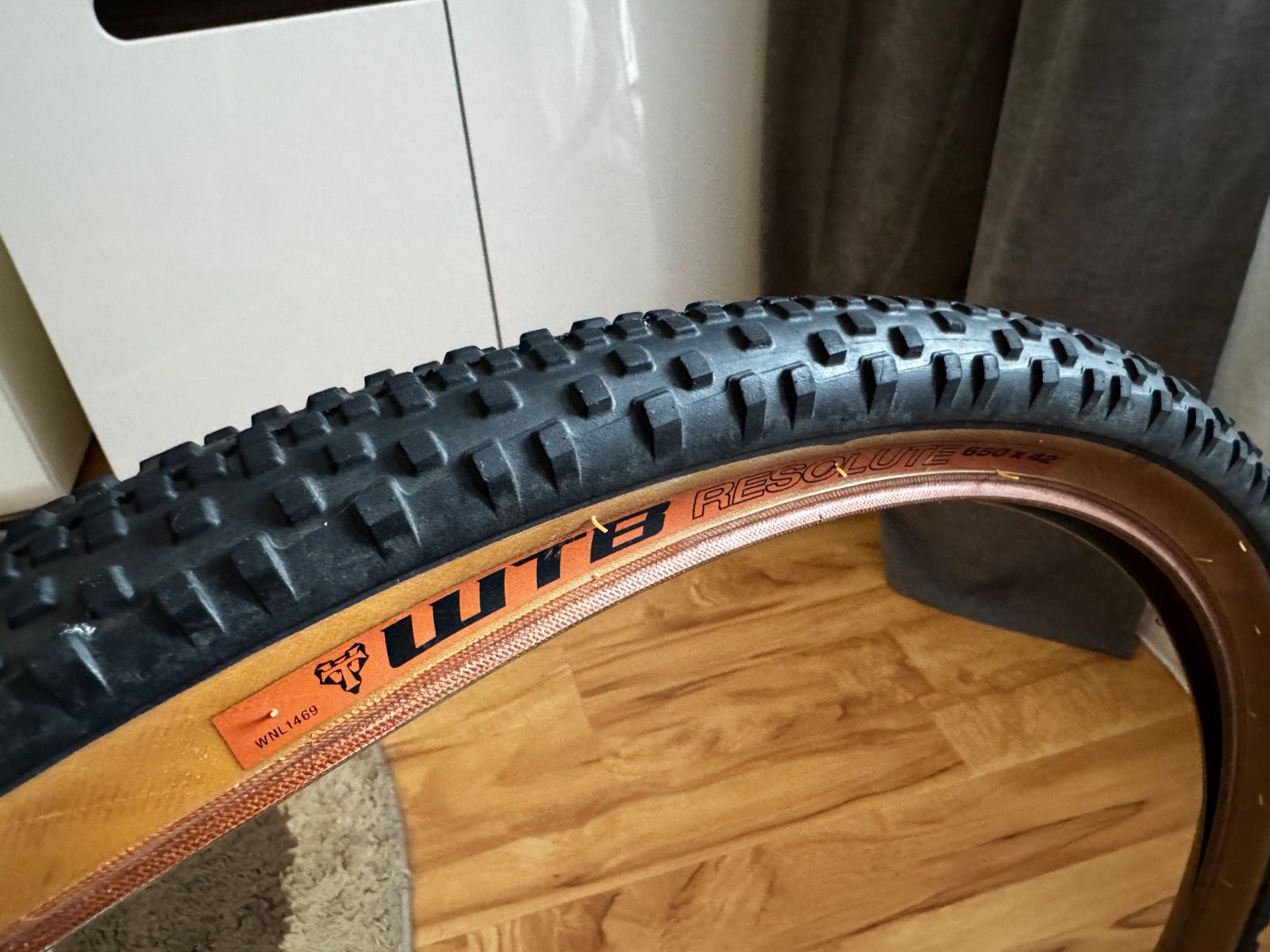 Покрышки WTB RESOLUTE 650 x 42