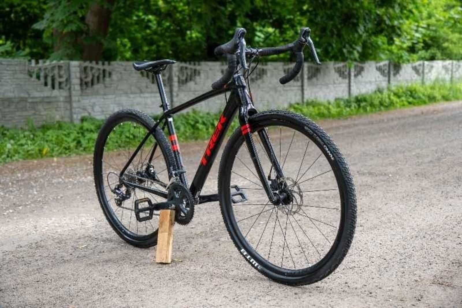 Trek Checkpoint AL 3 (2020), рама 52