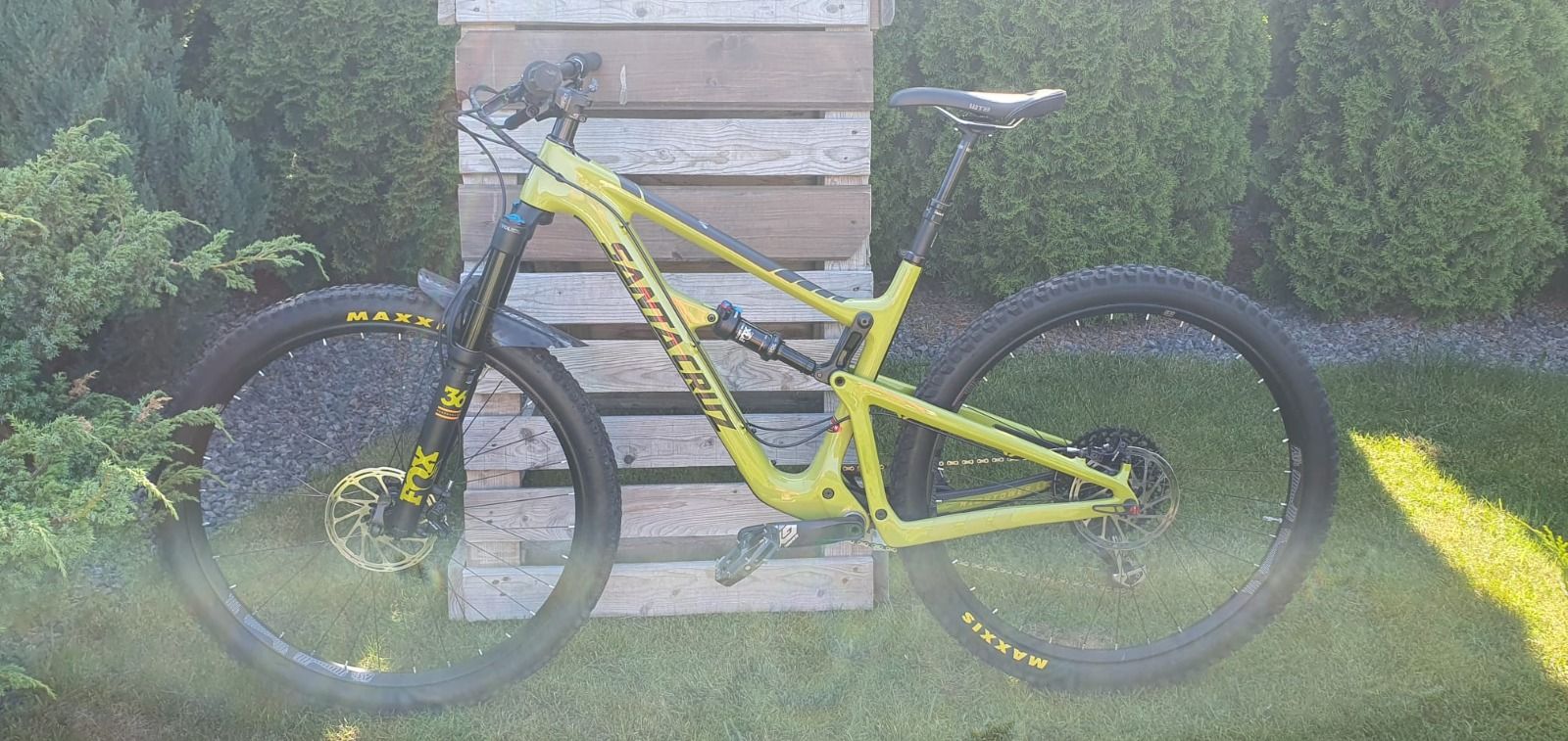 SANTA CRUZ