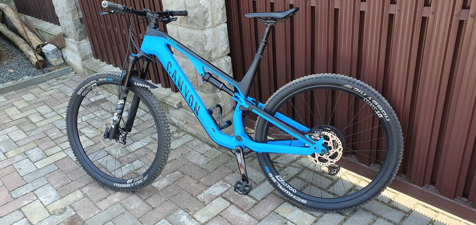 CANYON Neuron cf9