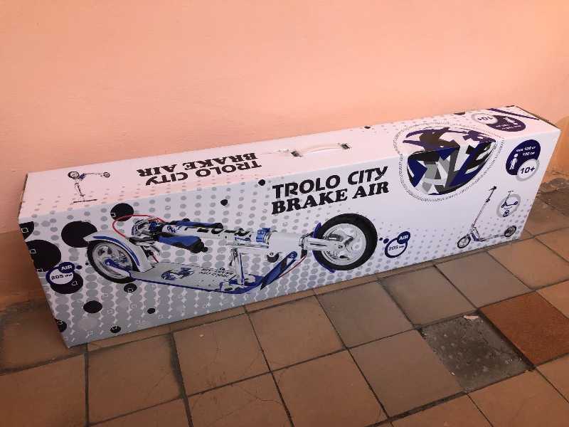 Самокат Trolo City Brake Air с надувными колесами и дисковым тормозом