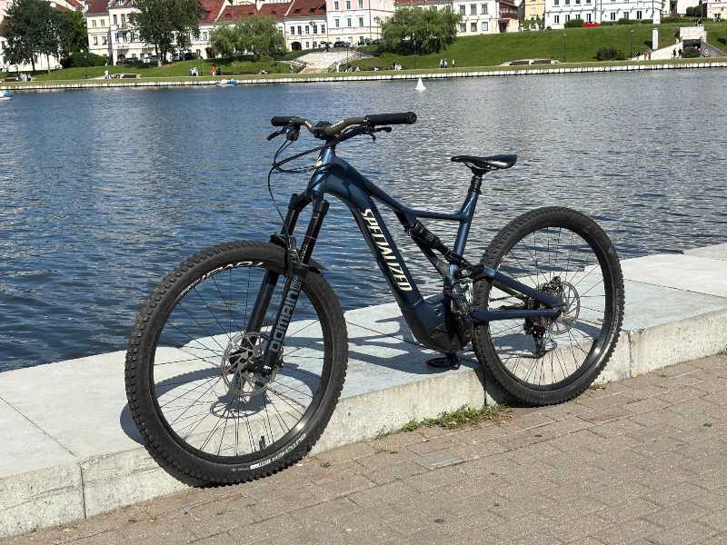 Specialized turbo levo