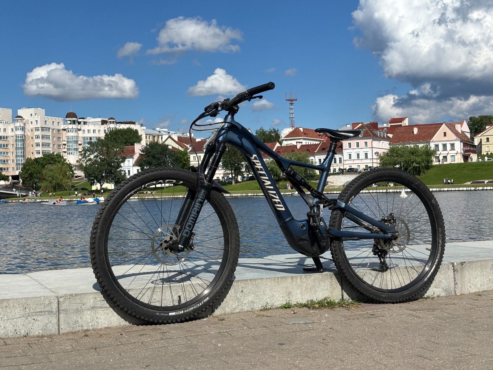 Specialized turbo levo