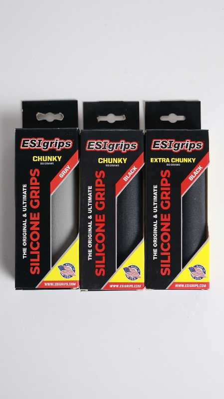 Новые оригинальные грипсы ESI Chunky / Extra Chunky чёрные и голубые