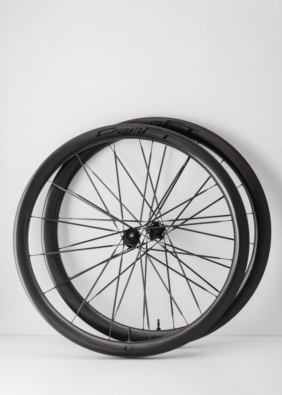 Легкие карбоновые колеса CRW Works 2026 CS4045 Disc Brake 1140гр
