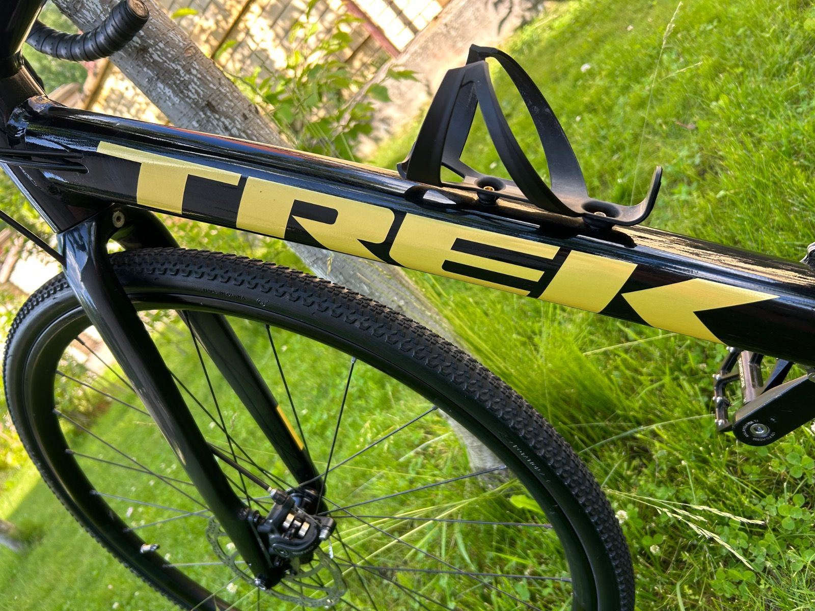 Велосипед гравел TREK DOMANE