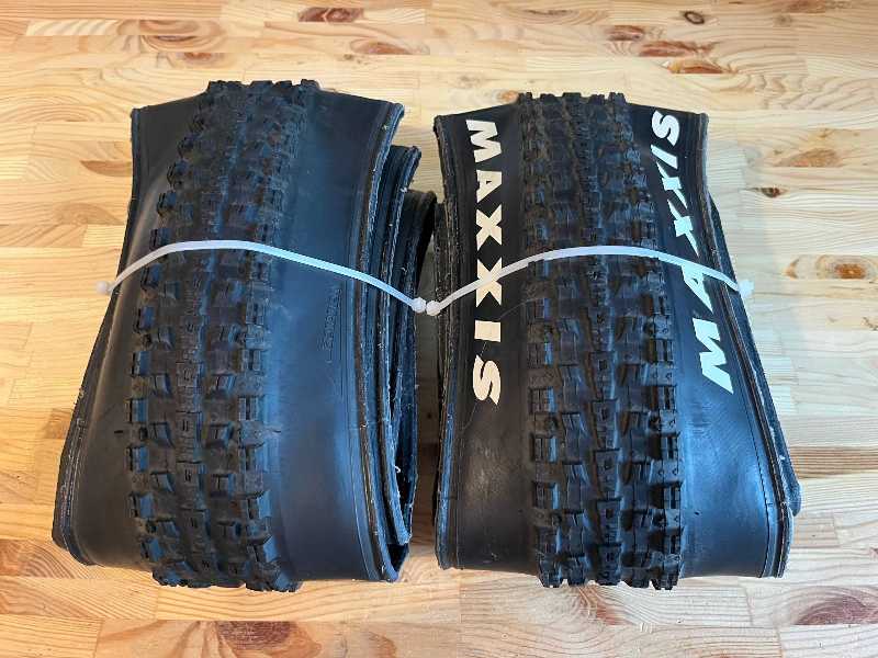 Maxxis Crossmark II 29x2.25 tlr комплект 2шт.
