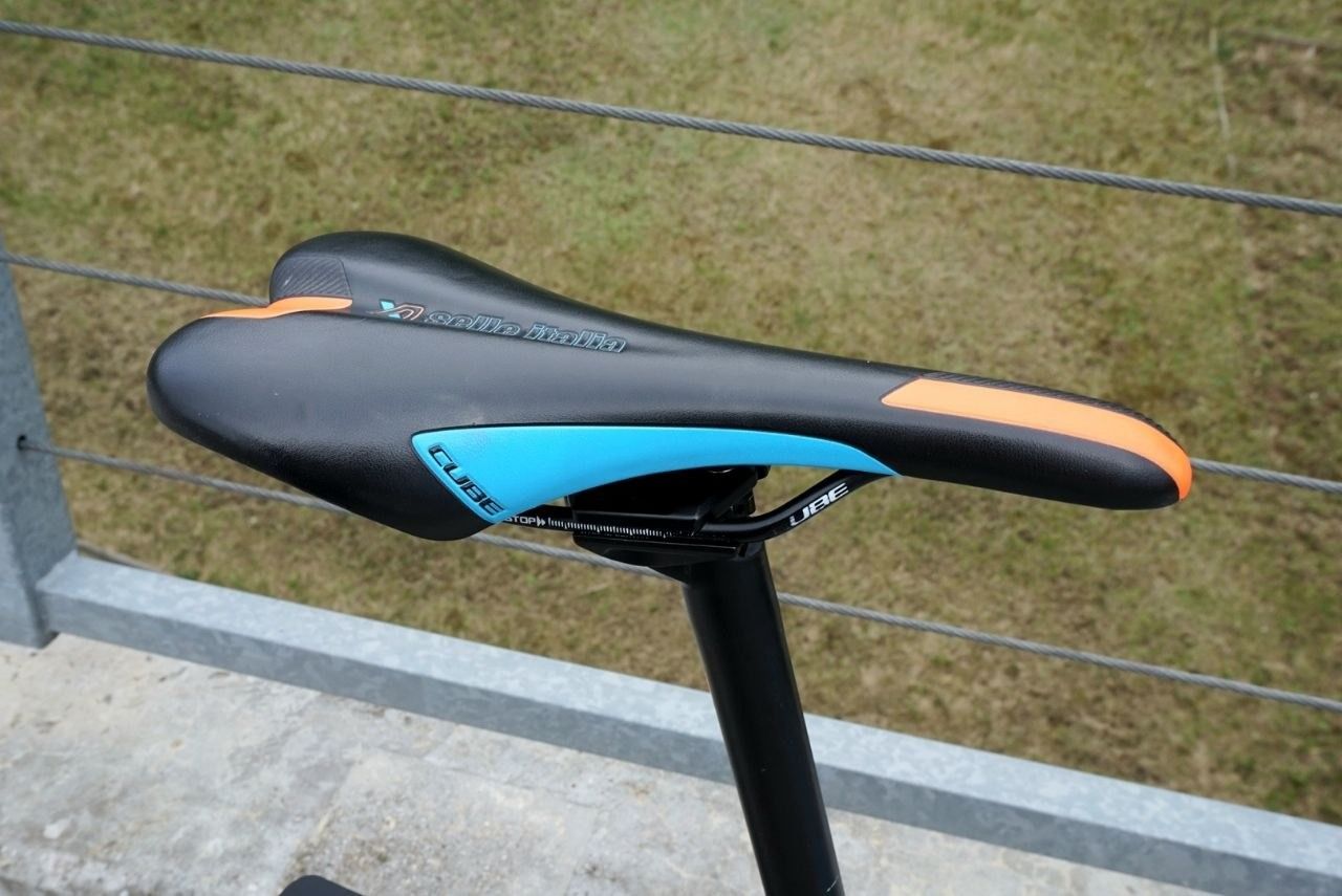 Грэвэл Cube Cross Race SLT