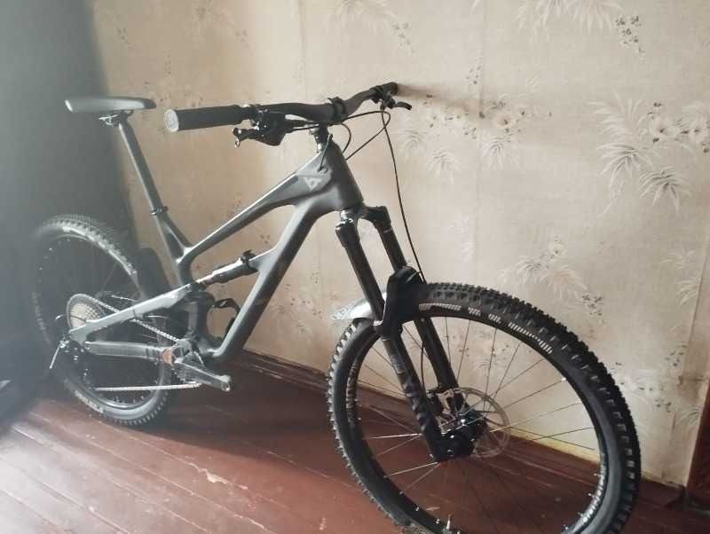 YT Jeffsy 27.5 размер L карбон