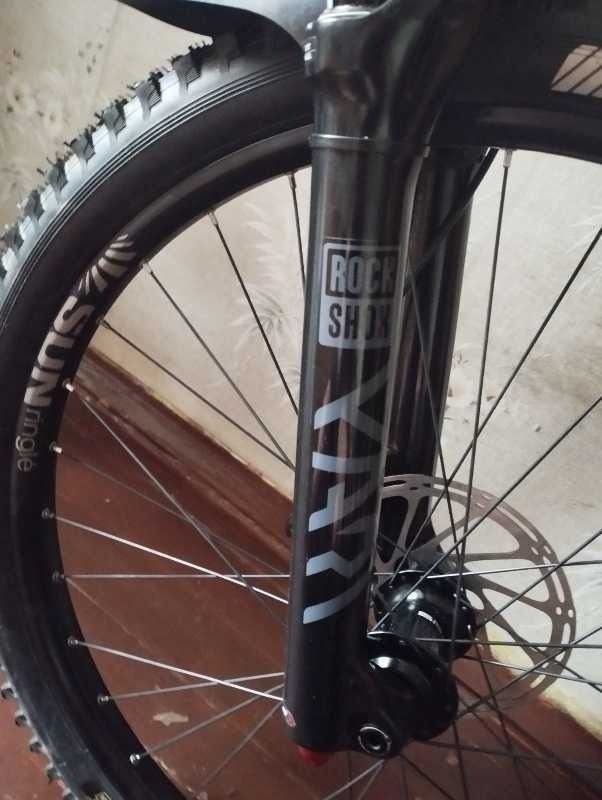 YT Jeffsy 27.5 размер L карбон