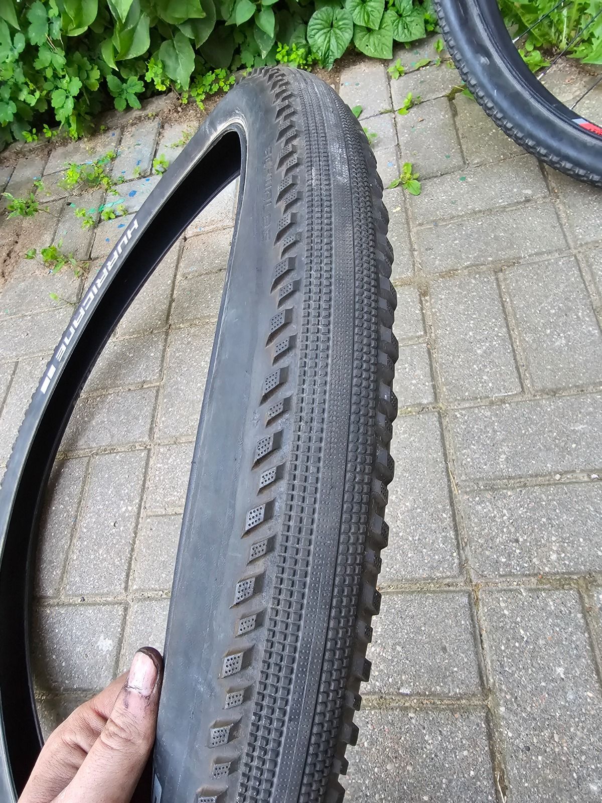 Покрышки велосипедные Schwalbe Hurricane 622x57