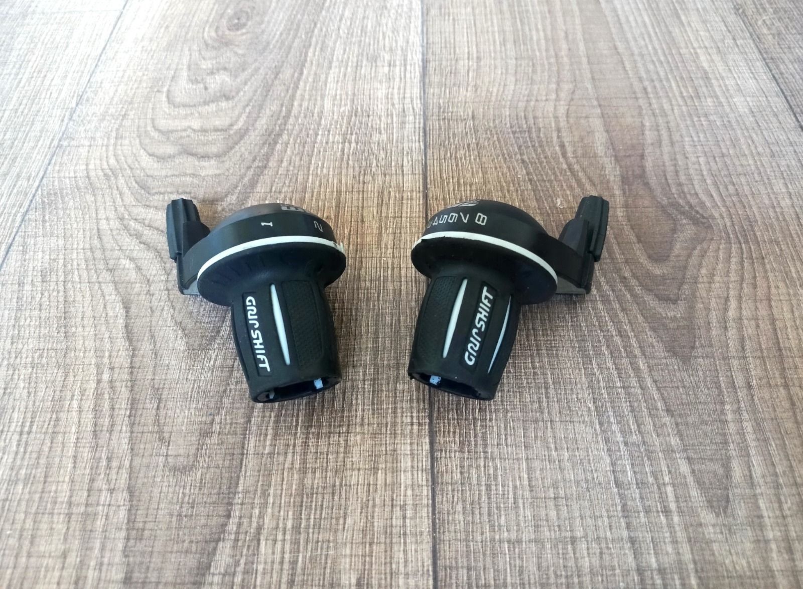 Манетки грипшифт 3x8 ск. SRAM MRXcomp с грипсами (оригинал)
