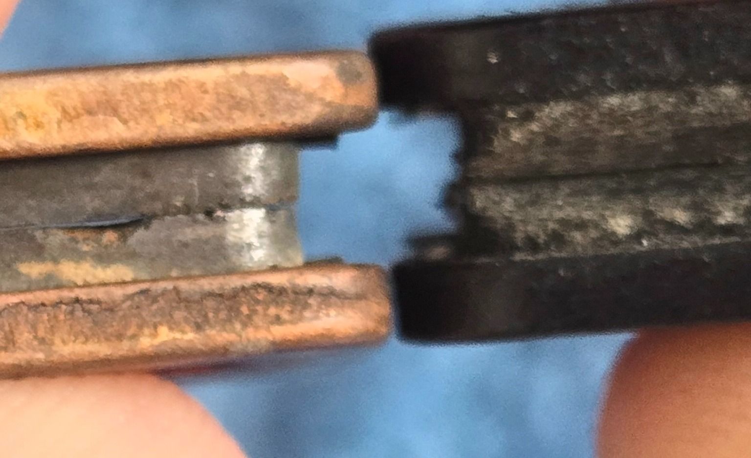 Серебристые Sram Code Stealth Ultimate, тормоза в отличном состоянии