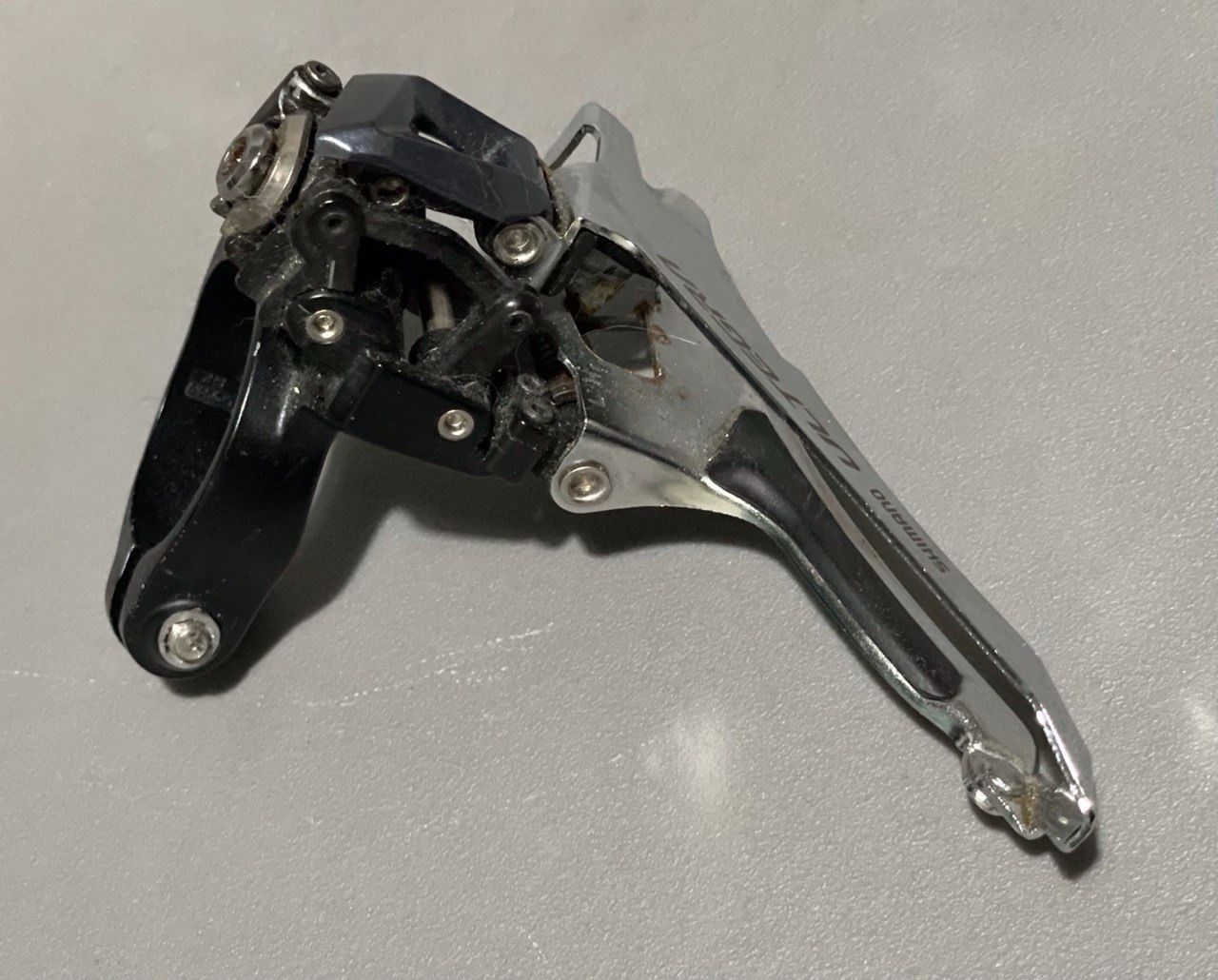 Передний переключатель Shimano Ultegra 8000