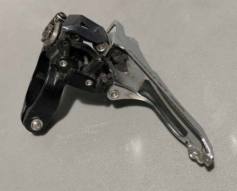 Передний переключатель Shimano Ultegra 8000