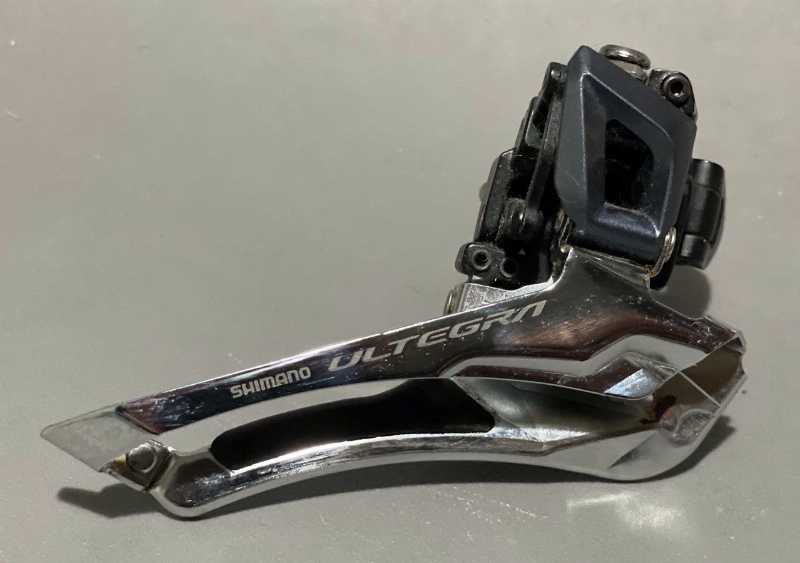 Передний переключатель Shimano Ultegra 8000