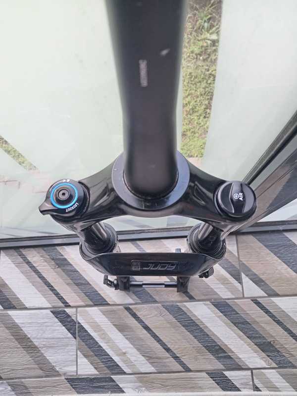 Новый Rockshox Judy