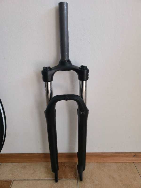 Вилка sr suntour xce28 DS 29''