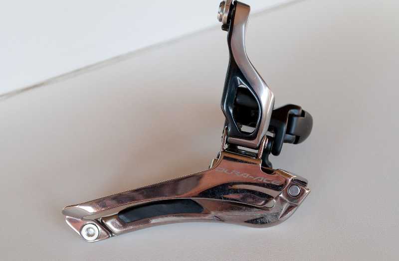 Передний переключатель Dura-Ace FD-9000