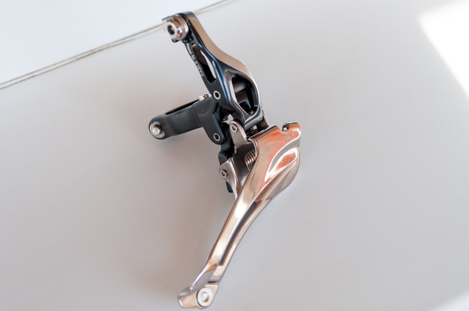 Передний переключатель Dura-Ace FD-9000