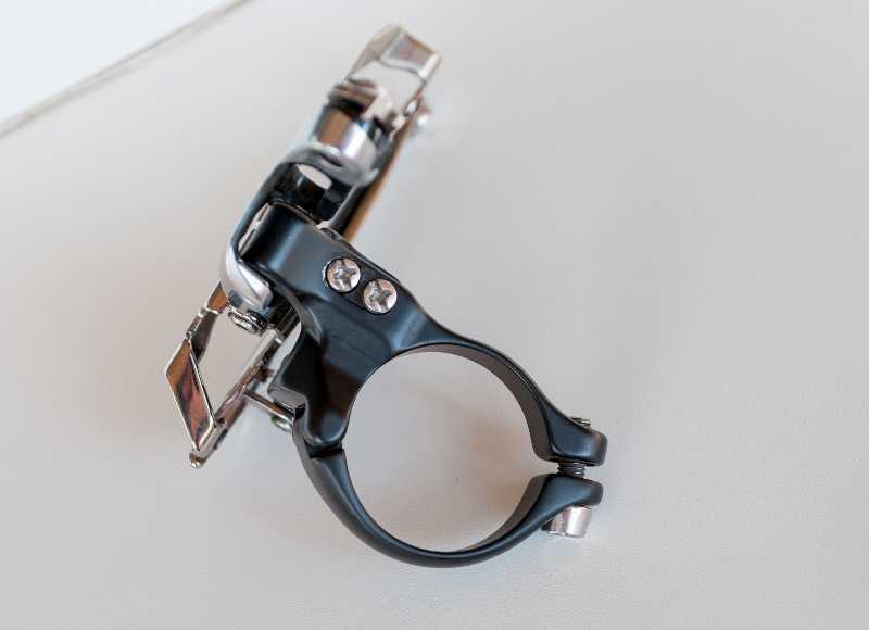 Передний переключатель Dura-Ace FD-9000