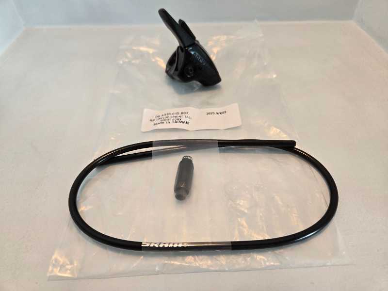 Манетка RockShox OneLoc Full Sprint Remote Lever Kit