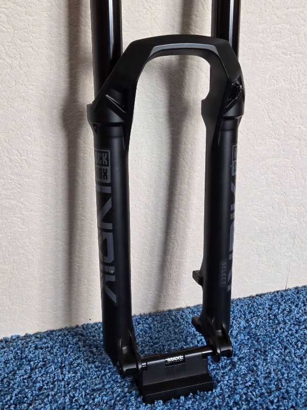 Новая Rockshox Lyrik Select 29