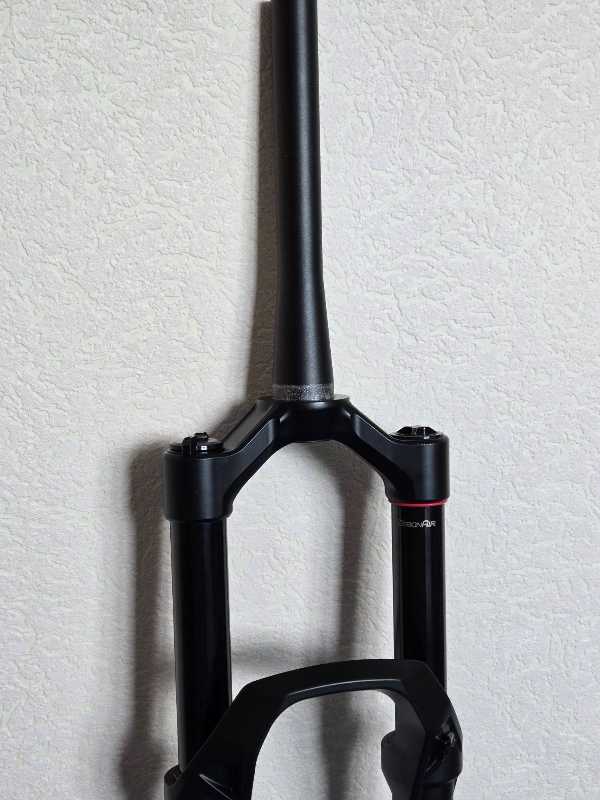 Новая Rockshox Lyrik Select 29