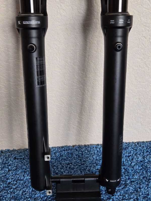 Новая Rockshox Lyrik Select 29