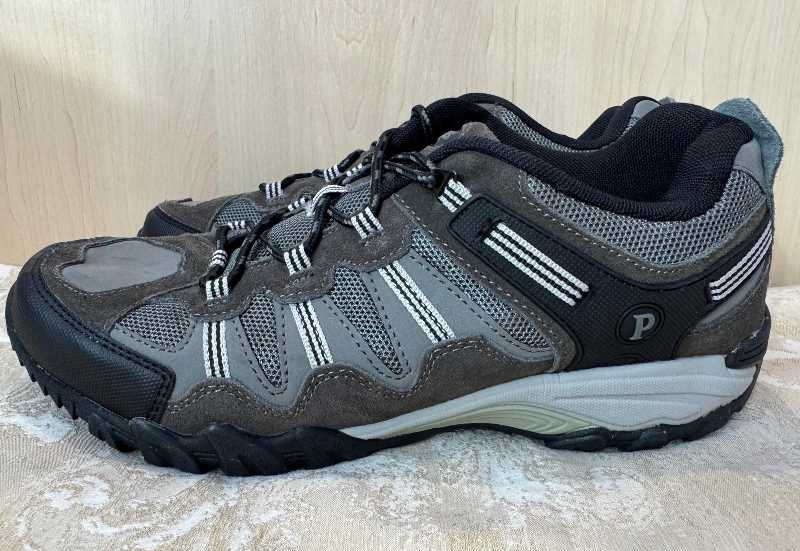 Мужские трекинговые кроссовки Pavers 45-46 размер. Новые