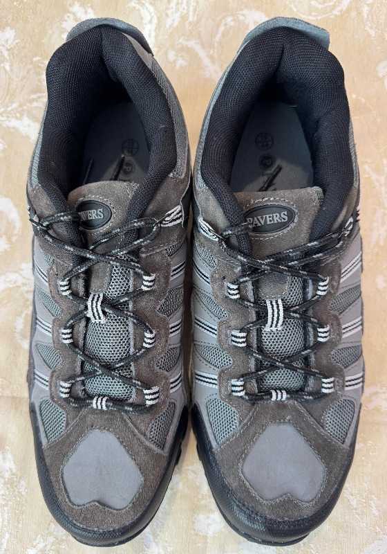 Мужские трекинговые кроссовки Pavers 45-46 размер. Новые