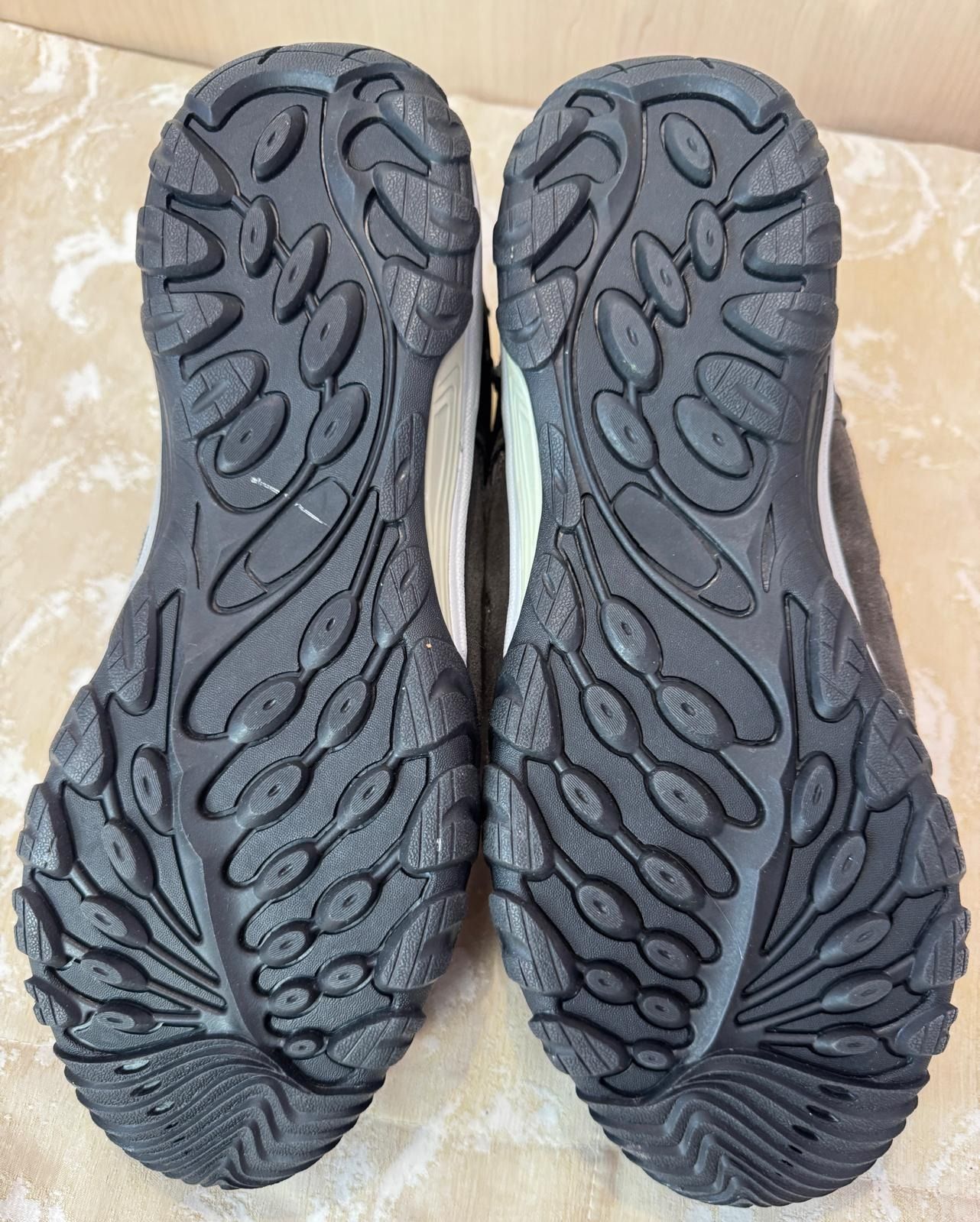 Мужские трекинговые кроссовки Pavers 45-46 размер. Новые