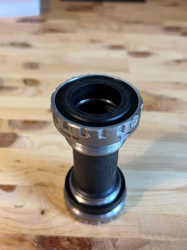 Каретка Shimano BB-RS500