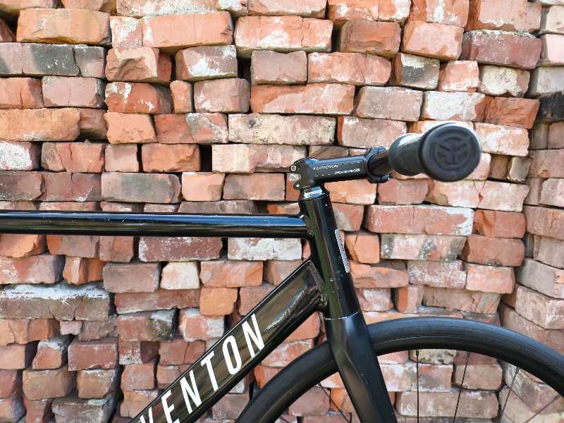 Aventon Cordoba 2019