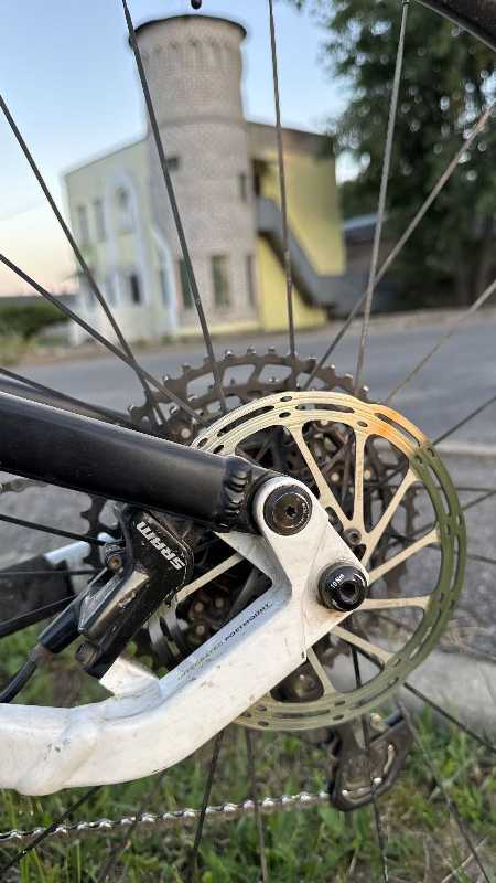 Карбоновый двухподвес Rockrider XC900S ТОРГ