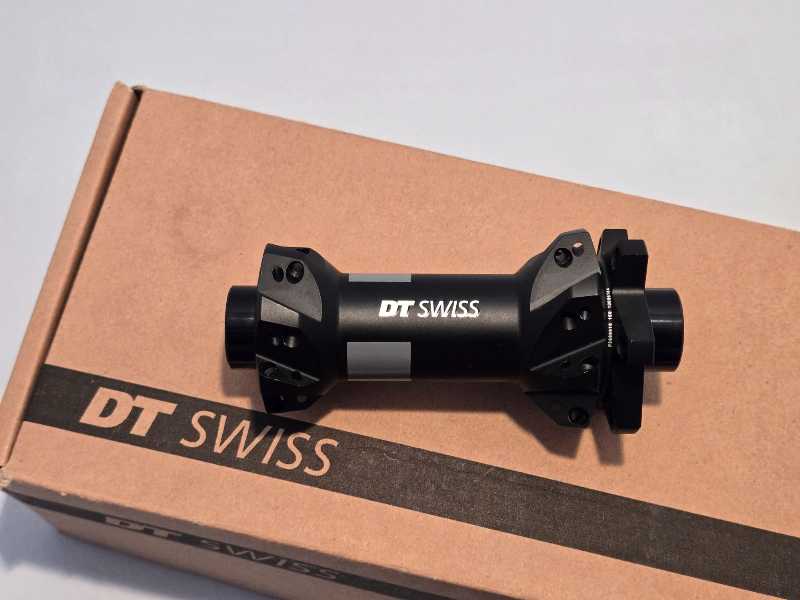 Новая DT Swiss 370 straightpull 15x110мм