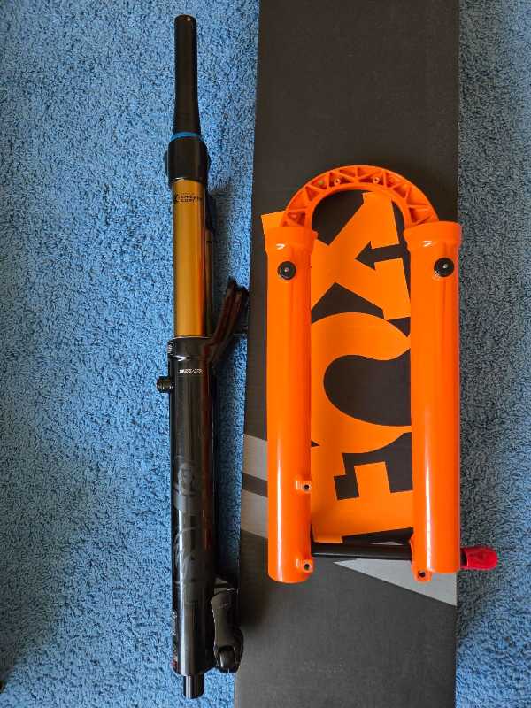 Fox Factory 36 Grip2 27.5