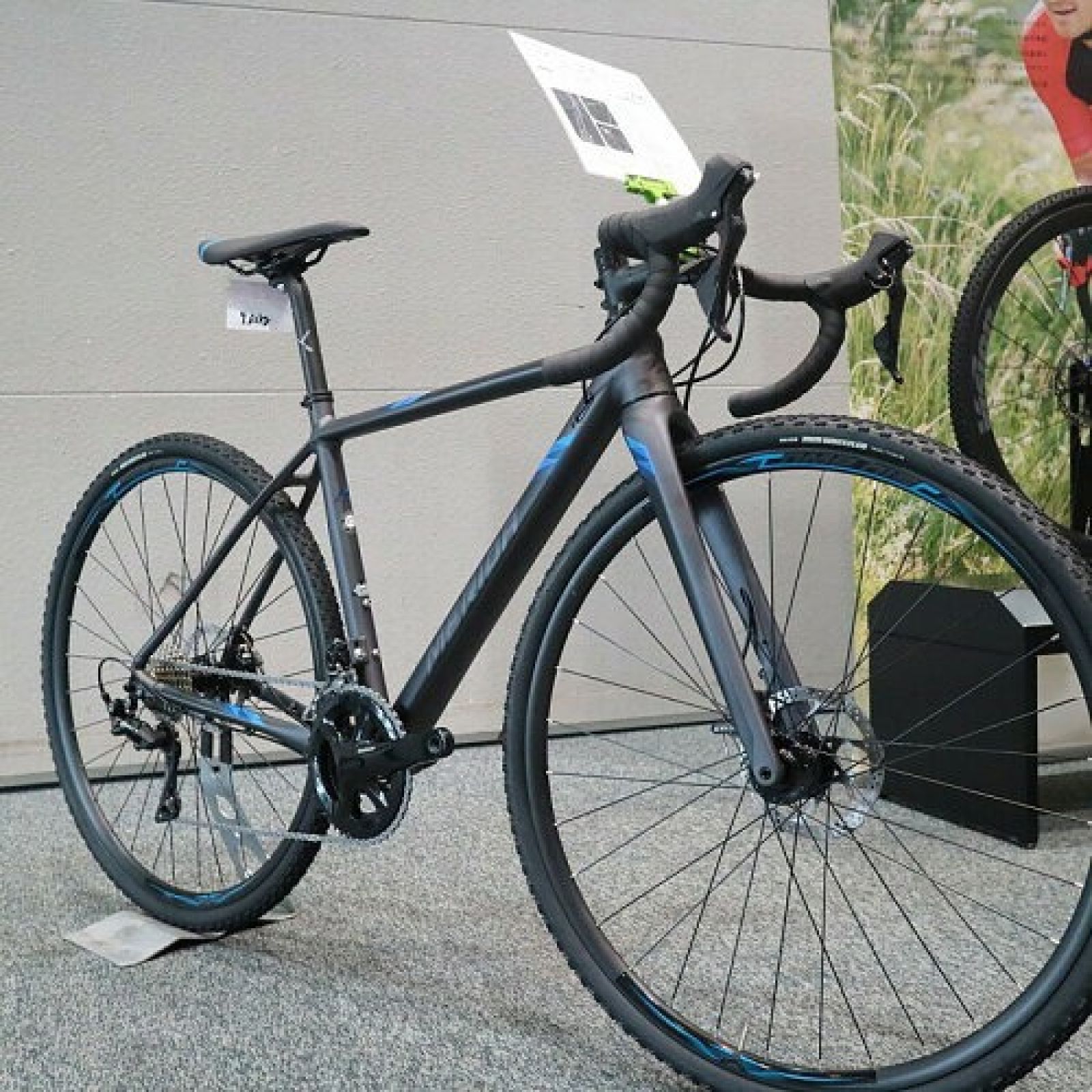 Gravel Merida Mission CX400