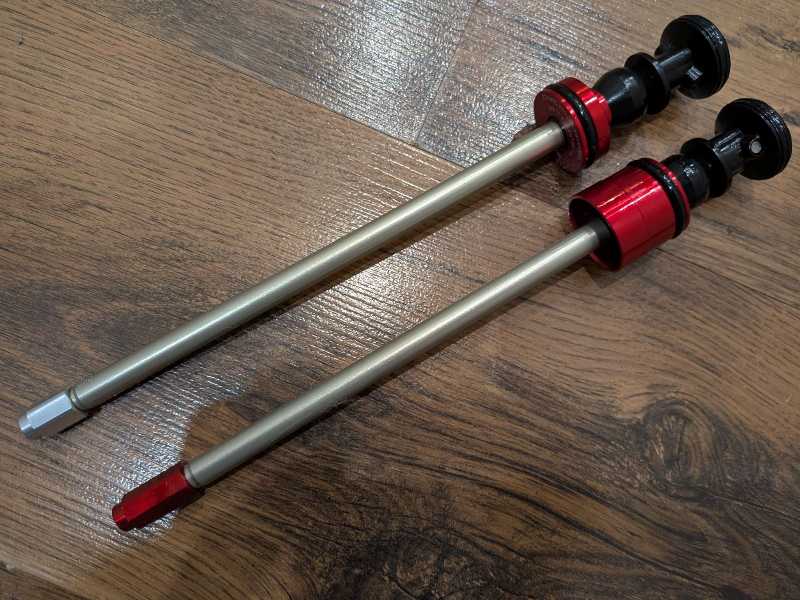 Воздушные пружины RockShox Pike Lyrik DebonAir разные