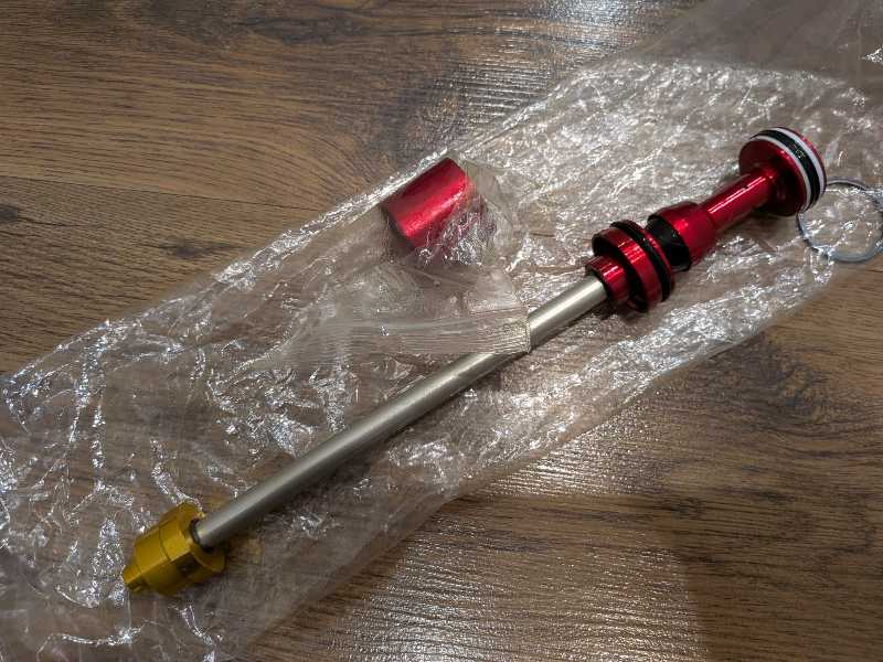 Воздушные пружины RockShox Pike Lyrik DebonAir разные